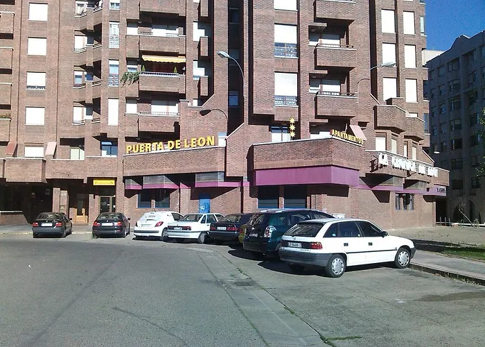Turisticos Puerta De Appartement León